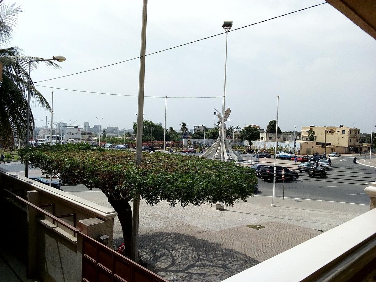 Hotel Saint Thomas Lome Ngoại thất bức ảnh