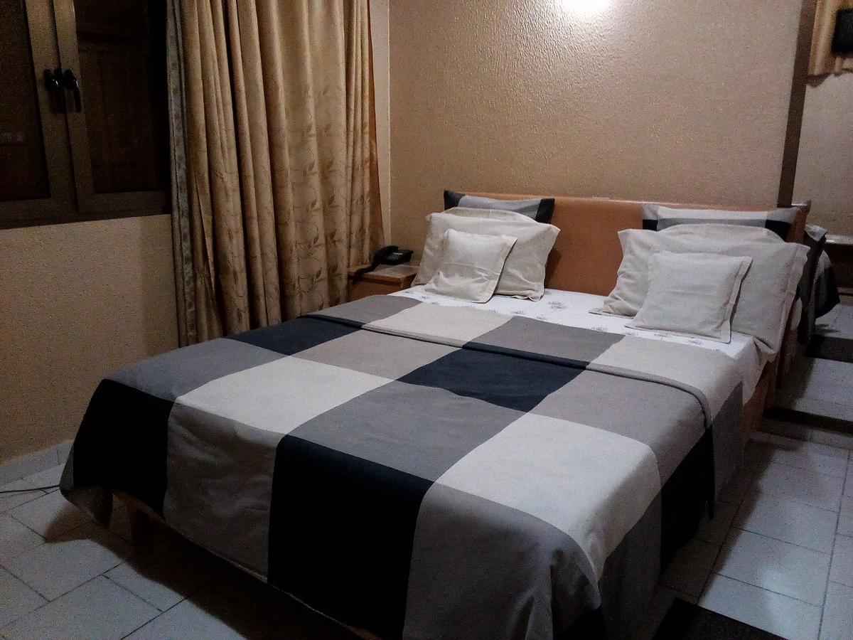 Hotel Saint Thomas Lome Ngoại thất bức ảnh
