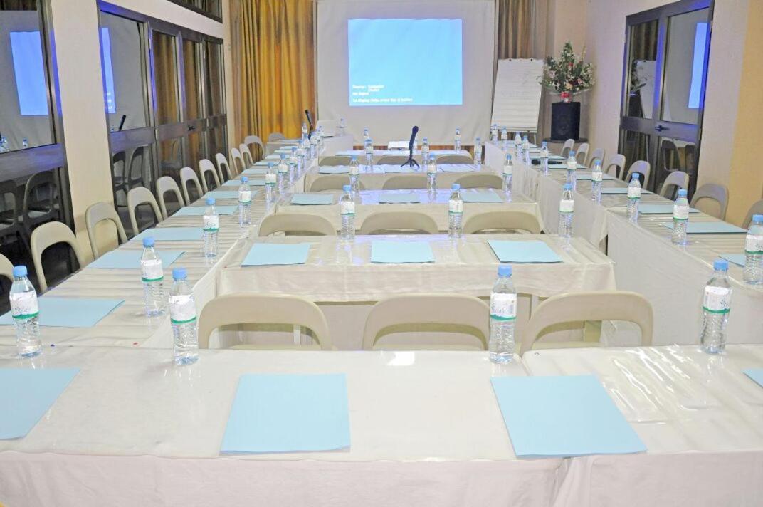 Hotel Saint Thomas Lome Ngoại thất bức ảnh